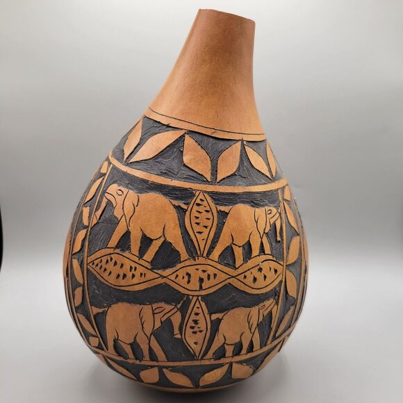 Gourd Carved Animals Vessel Container Made in Costa Rica Central America - Picture 4 of 6